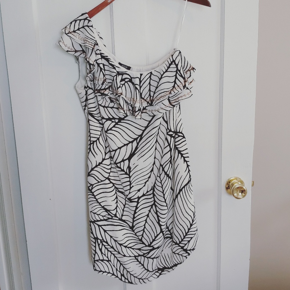 ⚡2 for $15⚡A. Byer One Shoulder Dress